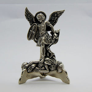 Statuetta Arcangelo Michele in metallo argentato